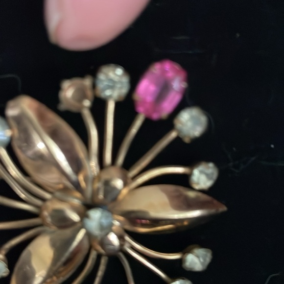 Vintage 10K filled  Gold and Pink rhinestone Floral Brooch - Picture 4 of 7